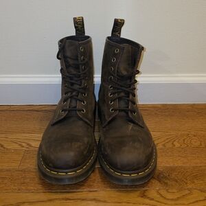 Dr. Martens 1460 Crazy Horse
Leather Lace Up Boots